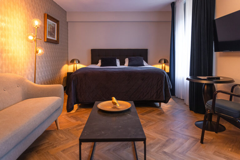 2025-01-03_KE-Kamers_ROCKATEER_Kamer-Molensuite-001