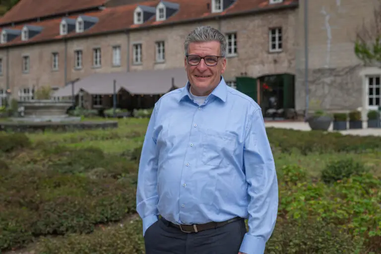 2025-09-03_KE_Diverse_ROCKATEER-003